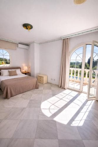 Villa MMH Málaga — photo 9